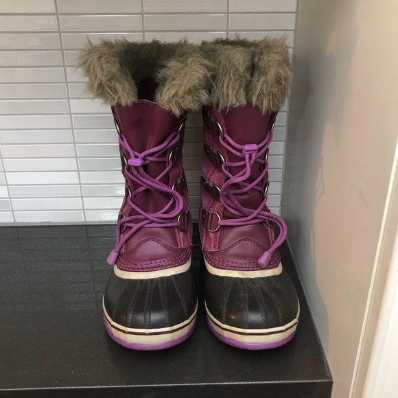 🥳HOST PICK🥳 Sorel Girl’s Joan of Arc Winter Snow Boots - Picture 2 of 12